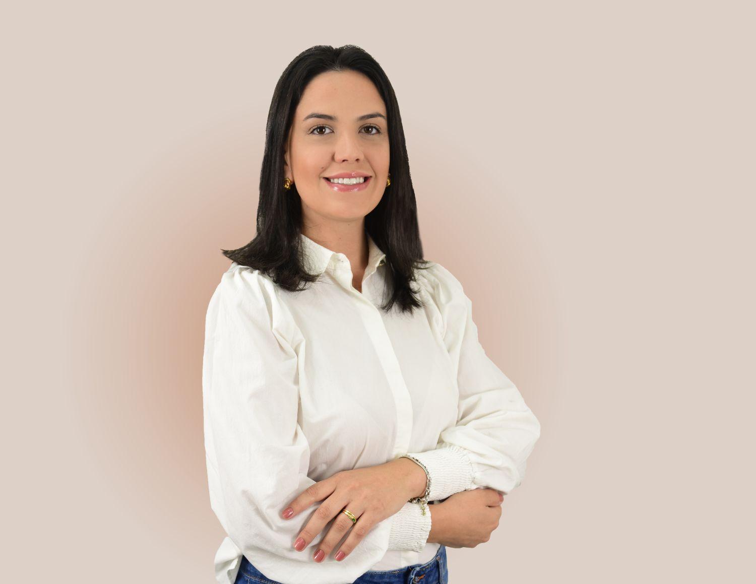 Débora Cristina Pereira Dias
